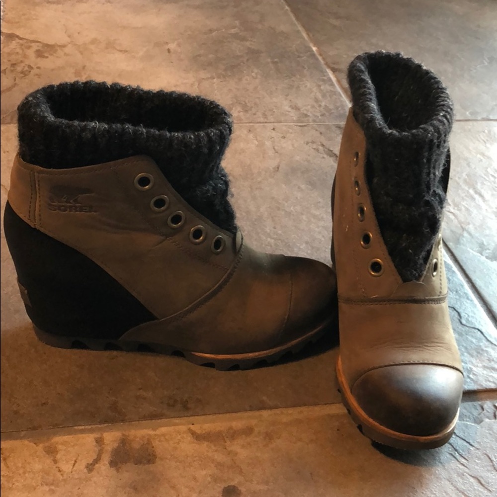 Sorel booties!